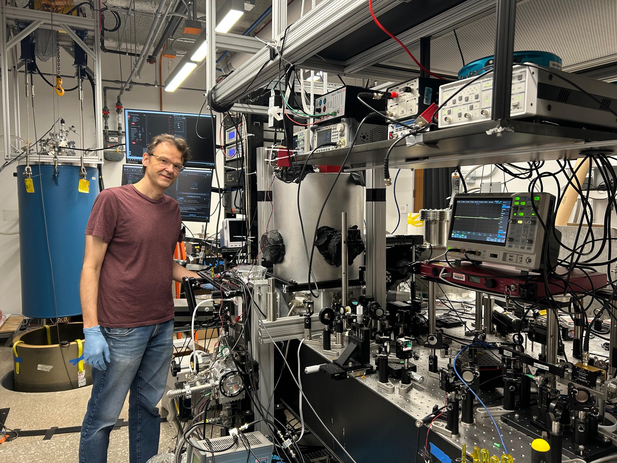 LeviSens quantum optomechanics laboratory